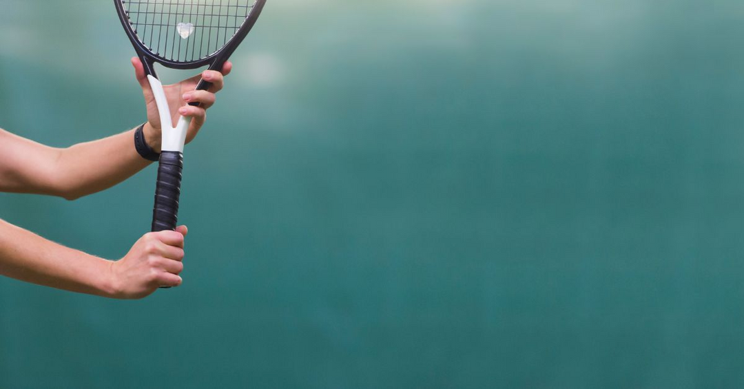 HOW TO HOLD A TENNIS RACQUET?