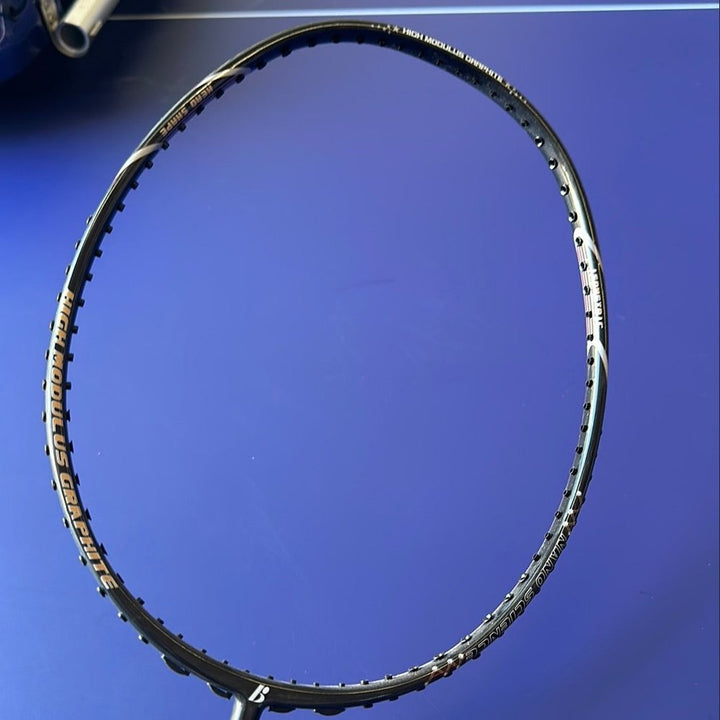 Bonny WU QUE Black Dragon Badminton Racket 90g max 30lbs