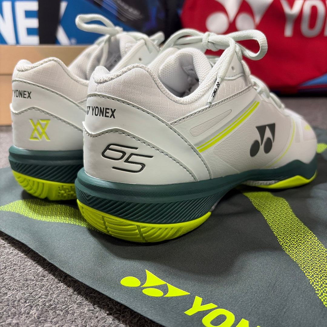 YONEX Badminton Shoes 65 Z VA WIDE Power Cushion Grayish Beige SHBVAZWEX