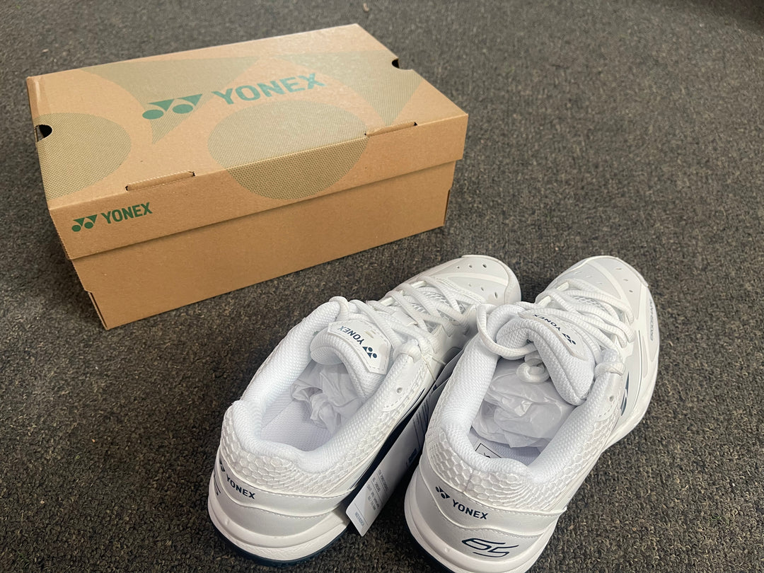 YONEX Power Cushion 65 X SHB65X4EX White badminton shoes