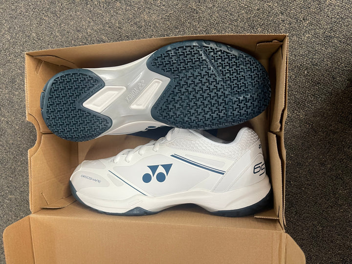 YONEX Power Cushion 65 X SHB65X4EX White badminton shoes