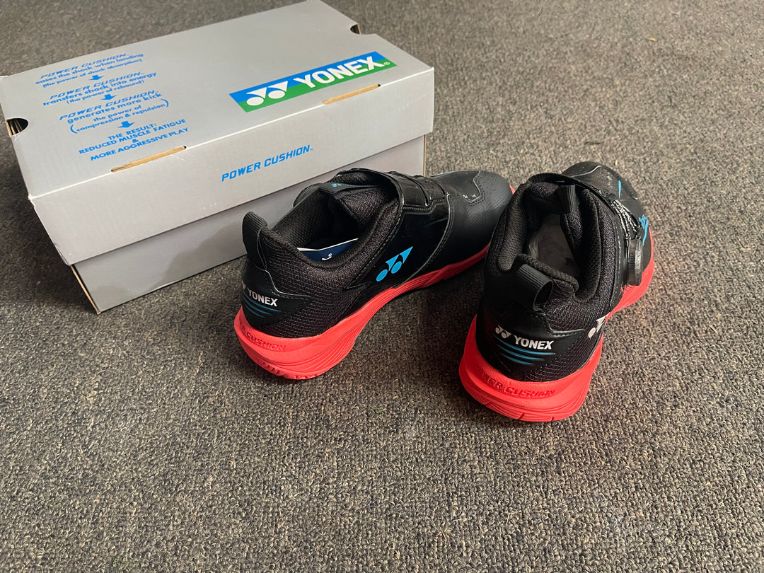 YONEX Power Cushion 88 Dial Badminton Shoe SHB88D2EX Black/Red