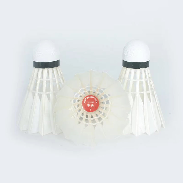 HUAMEI 12 PCS No.9 High Quality Goose Feather Badminton Shuttlecock